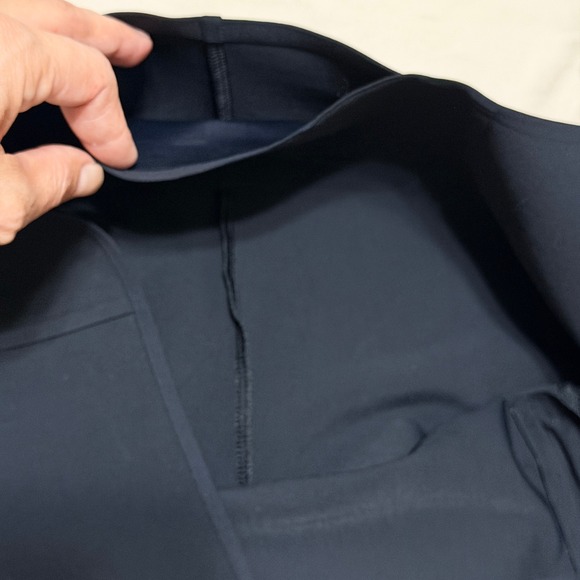 Athleta Interstellar Tight Black Activewear Pants Size 8 Travel Commute Athletic - Picture 10 of 12